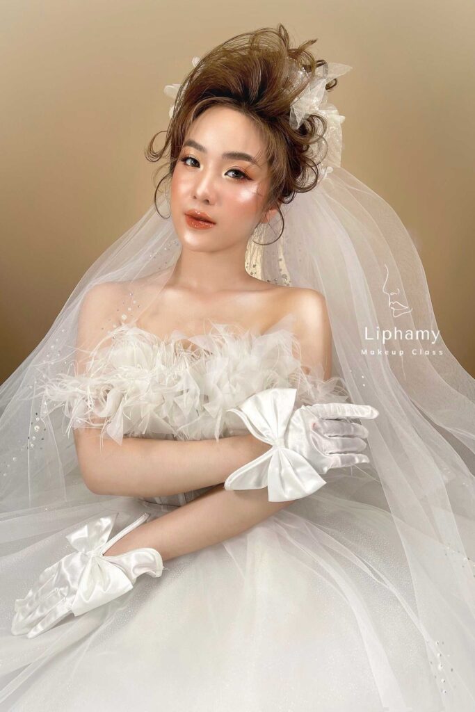 layout makeup co dau 16